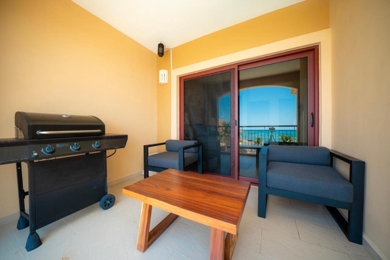 Condo Surf 405 - Luxury Oceanview Beachfront 3 Bedroom With Gym - At El Faro Condos Playa del Carmen Exterior photo